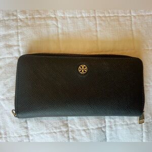 Tory Burch Continental Wallet